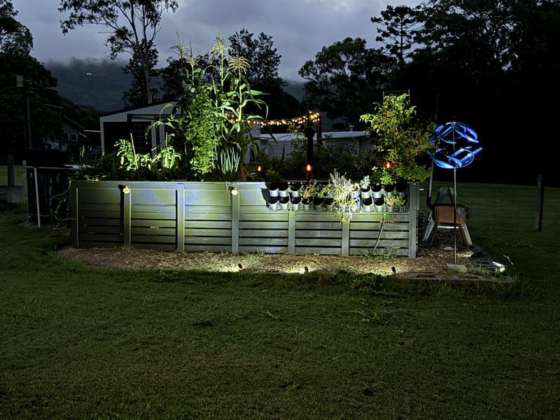 Gardenglo solar powered fence shop post light