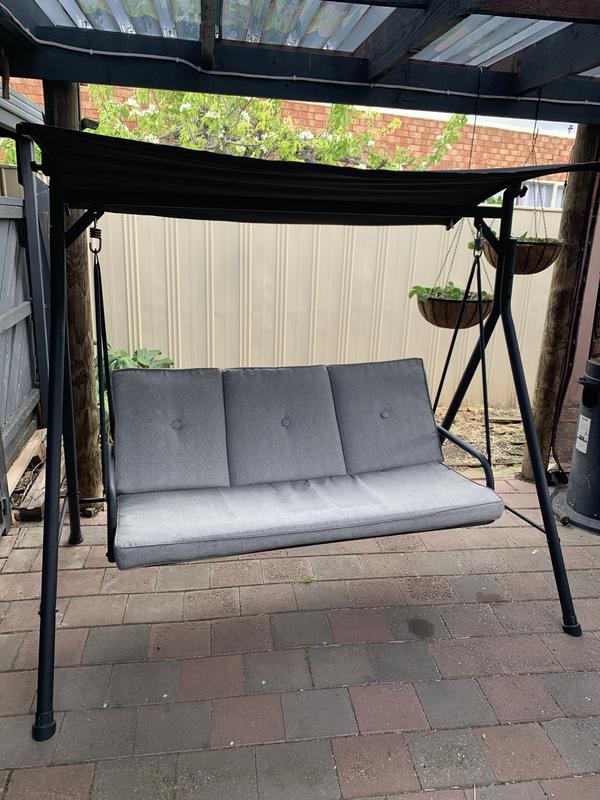 Outdoor swing on sale chair bunnings