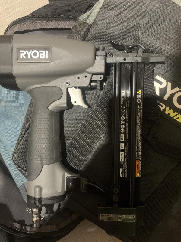 Ryobi airwave clipped head on sale air framing nailer