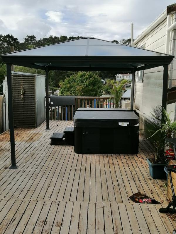 Outdoor 2025 shelter bunnings