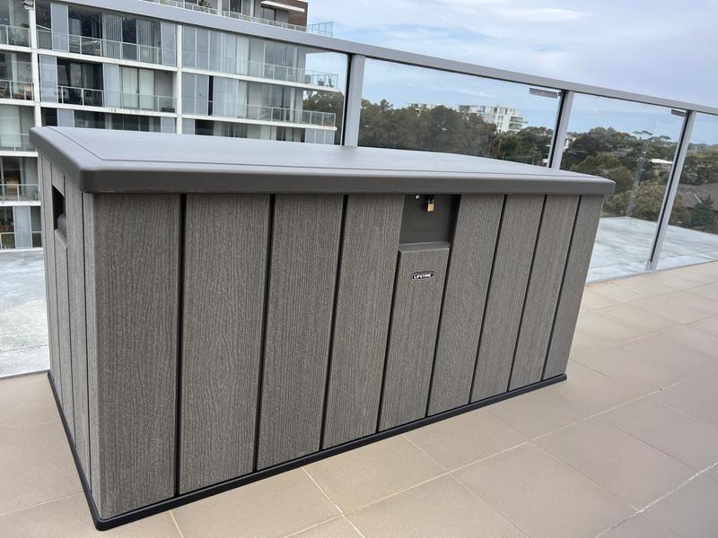 Lifetime 136x70x172 cm UV100 Outdoor Storage Deck Box Grey