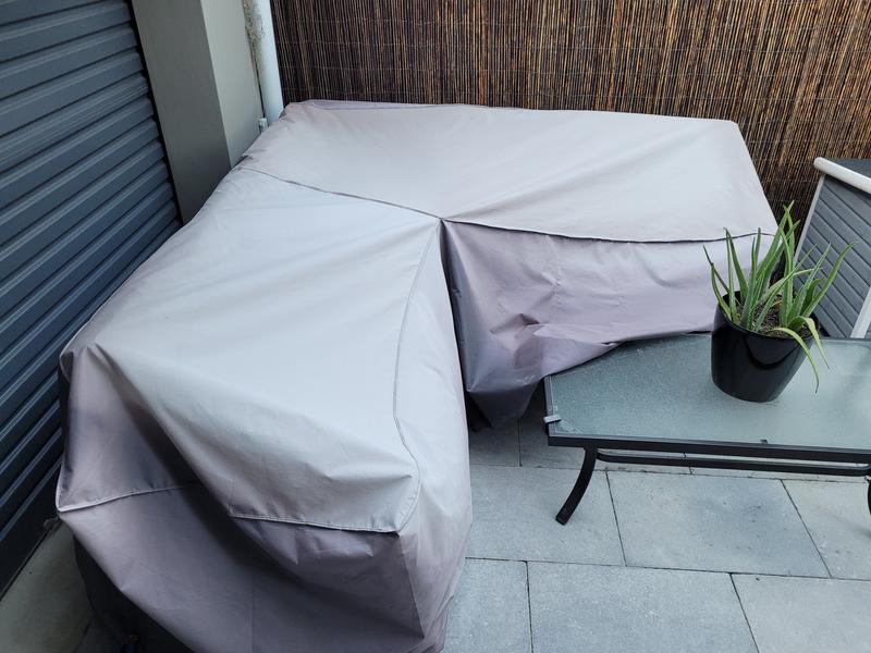 Outdoor furniture deals covers bunnings