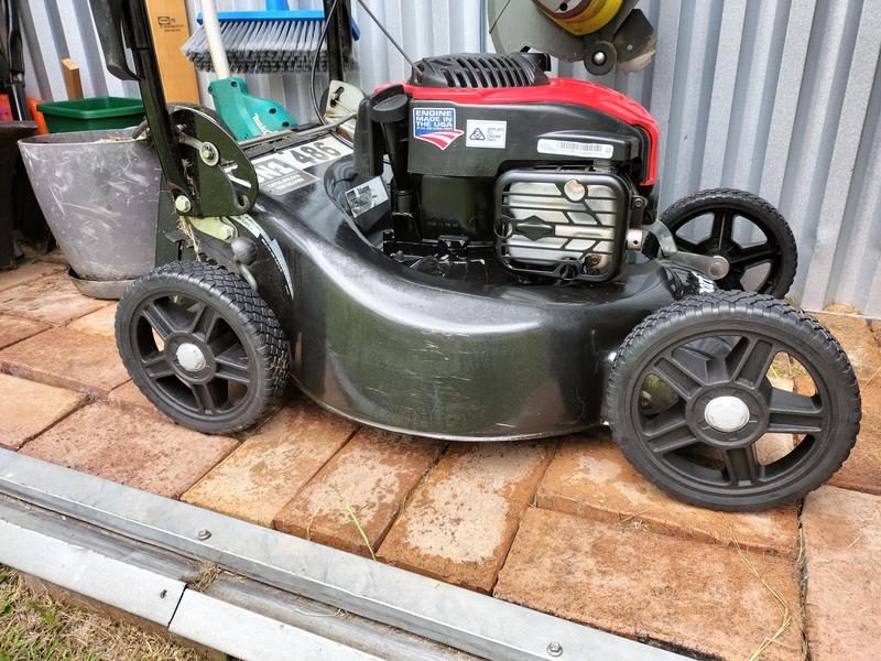 Victa mower 2024 wheels bunnings