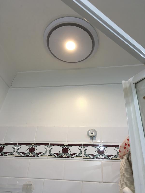 Bathroom heater online fan light bunnings