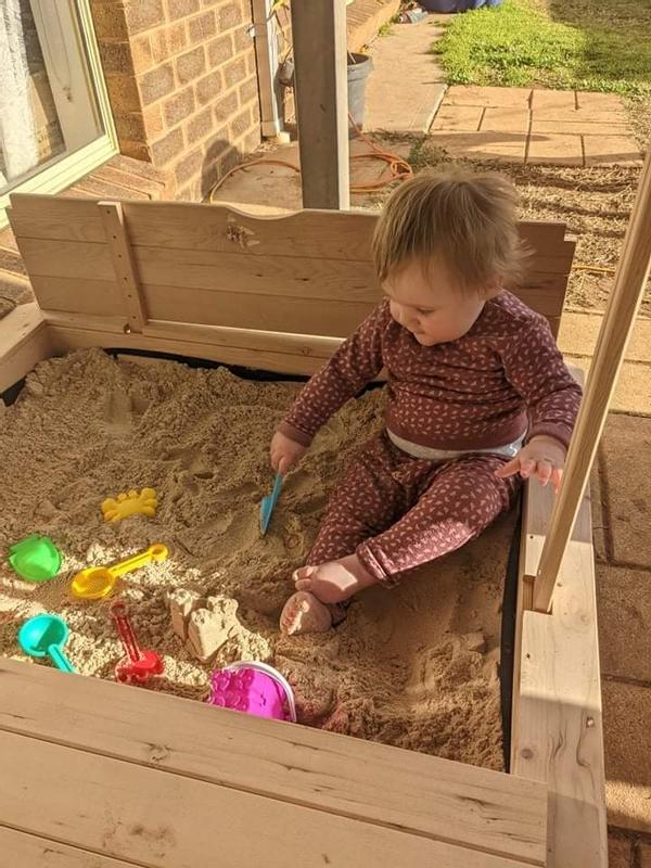 Kids sandpit sales bunnings