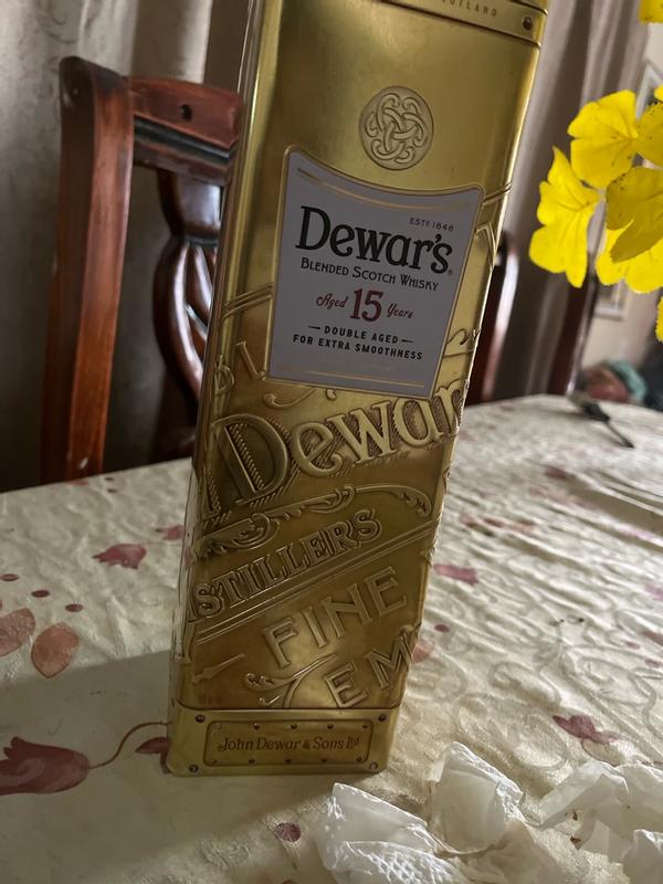 Dewar's 15 Year Scotch Whisky with one mini 12 Year and one mini