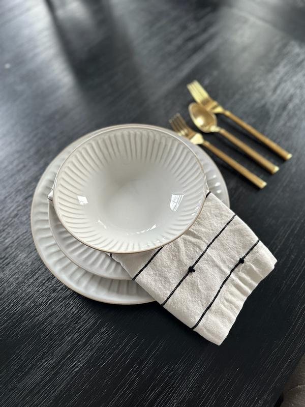 Review Thumbnail Image 0 335338626