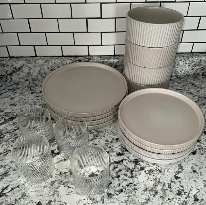 Review Thumbnail Image 0 340263875