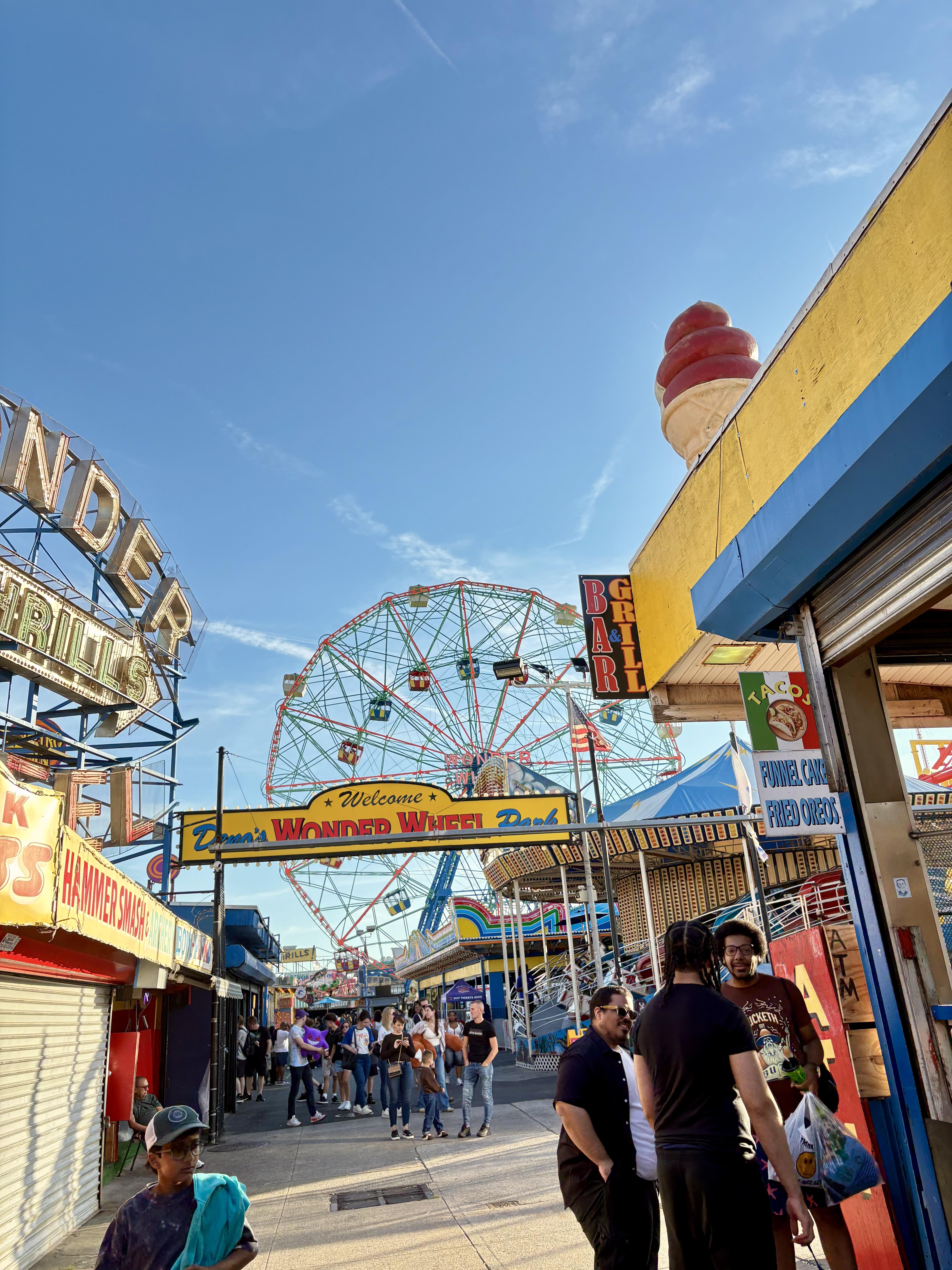 Deno's Wonder Wheel Coney Island | Go City®