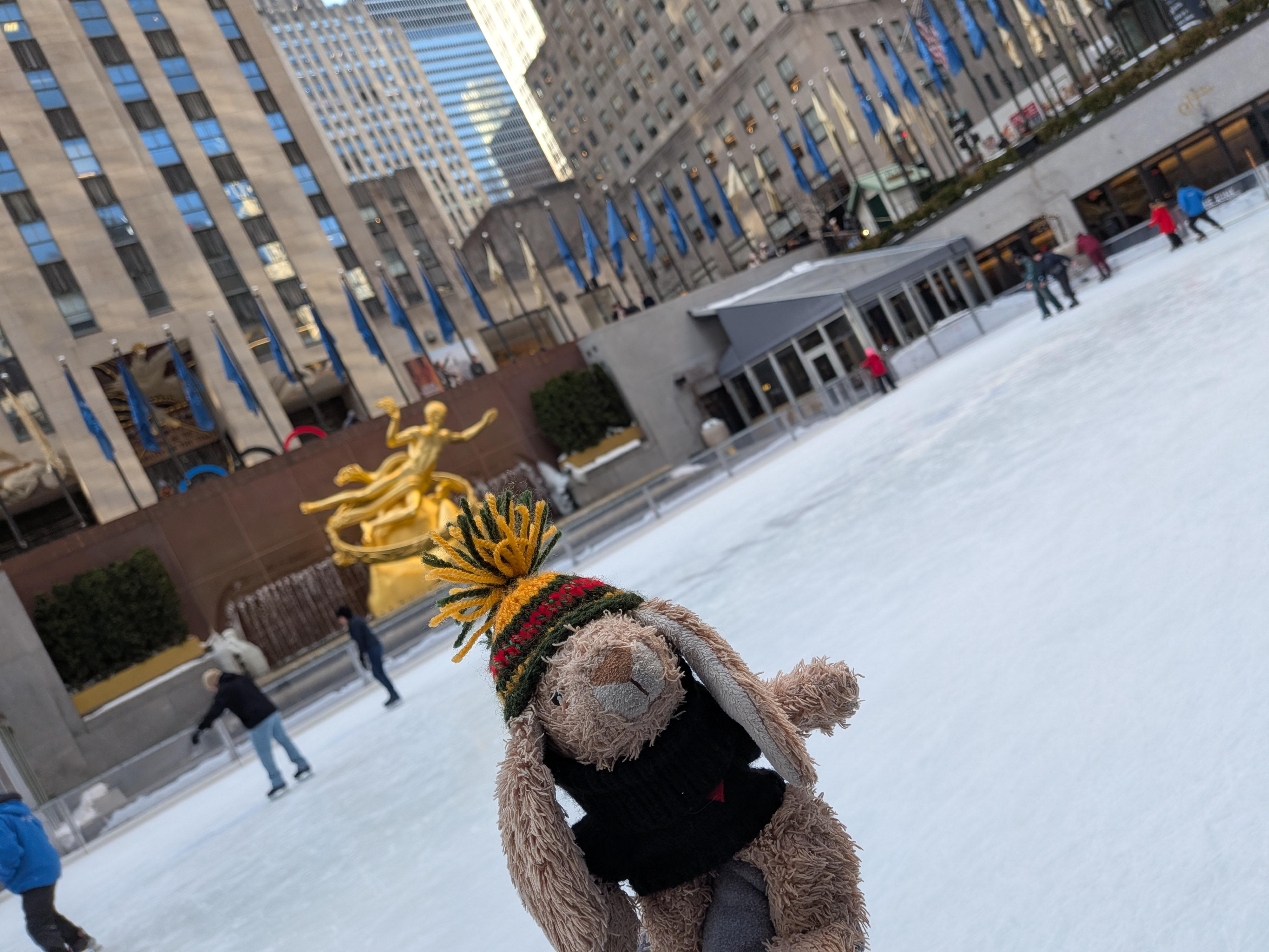 ロックフェラー・センターのスケートリンク | ニューヨーク パス®