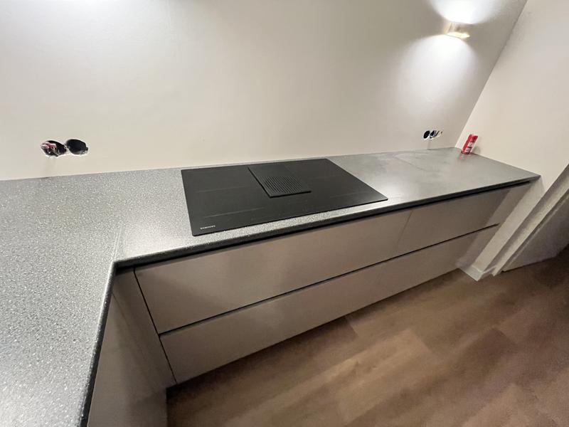 Werkblad voor keukenblok / keukenblok Kunja, kleur: Platina, afmetingen