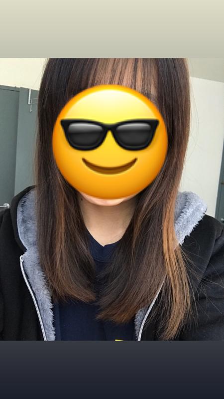 My hair (bleached) is smooth after applying it