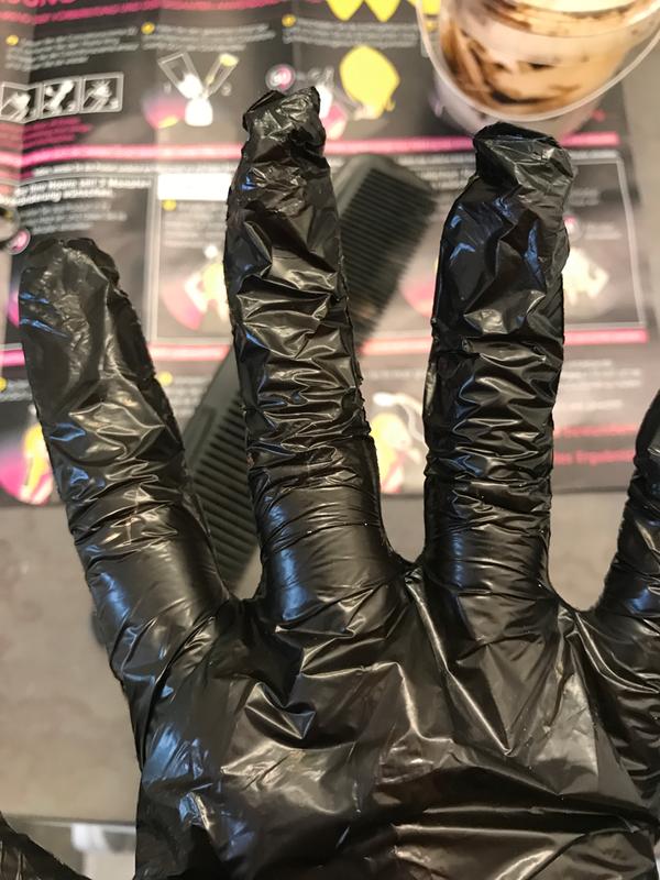 Zu enge Handschuhe