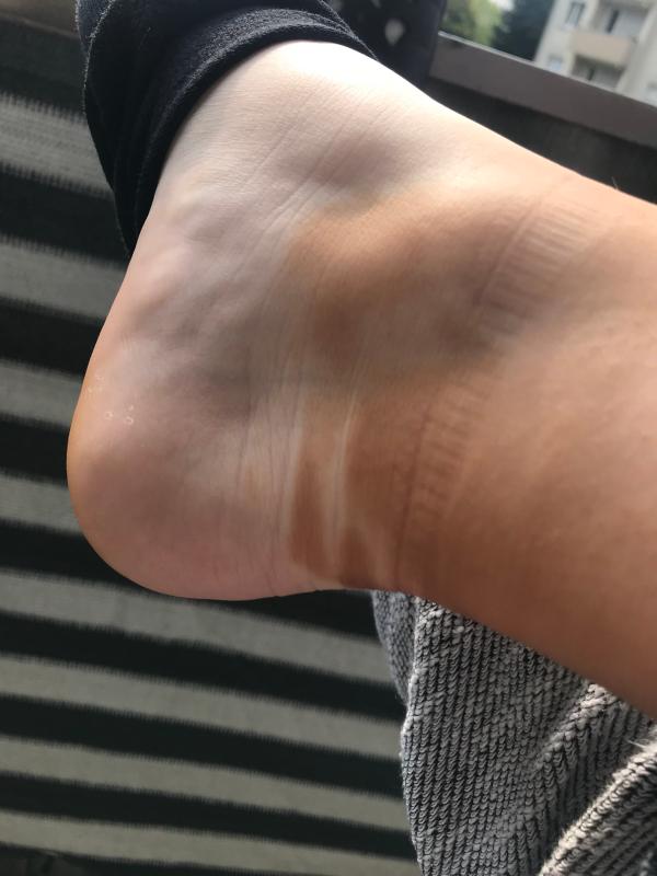 Nach dem Auftragen keine Socken anziehen
