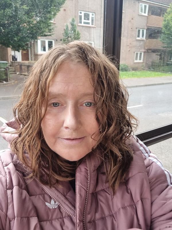 It was windy this day but this was after using it as a leave in.