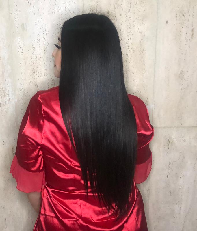 Mi cabello largo y sano.
