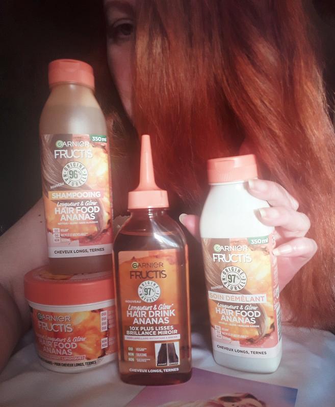 Il lisse ma crinière ondulée de base, sans lourdeur