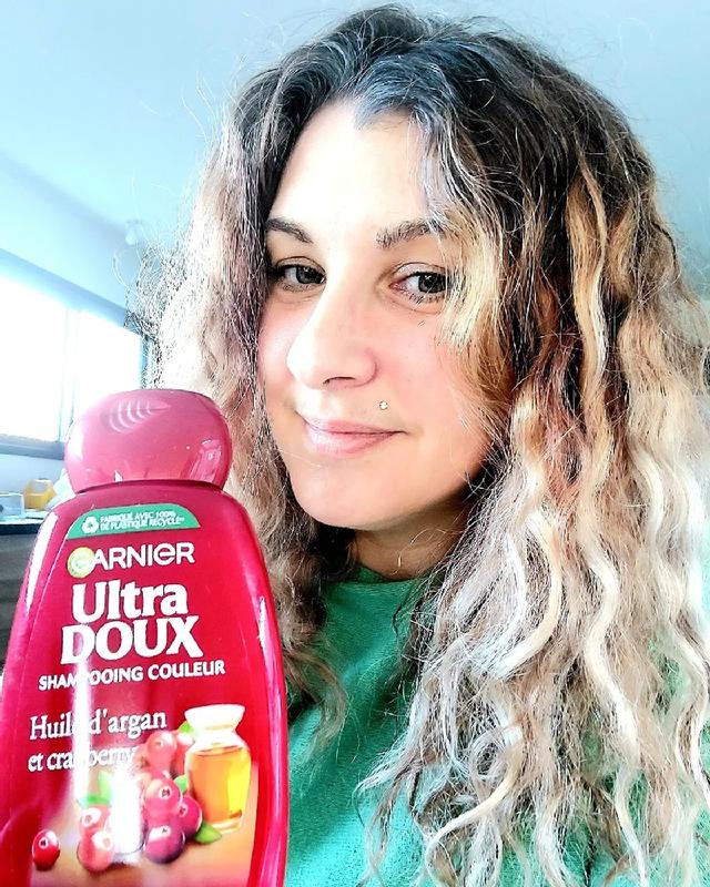 Cheveux colorés et méchés