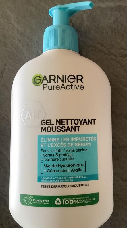 Gel nettoyant moussant