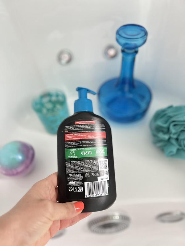 Mon gel nettoyant charbon Garnier