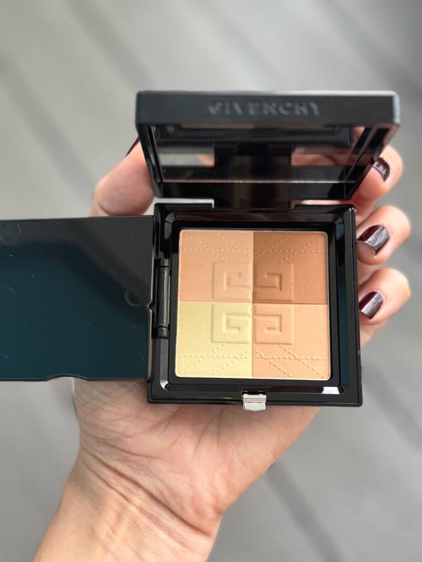 Prisme Libre 4-Color Pressed Powder • H05