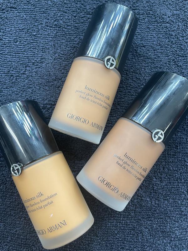 Giorgio armani luminous on sale silk foundation myer