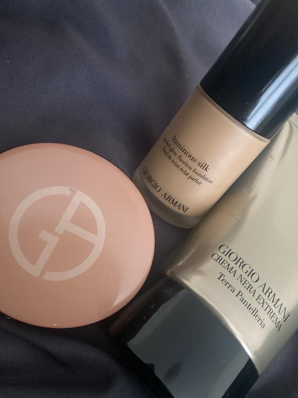 Giorgio armani luminous outlet silk foundation myer