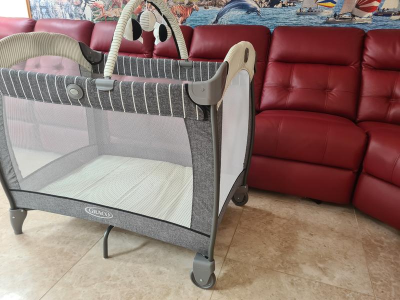 Graco travel 2024 cot assembly