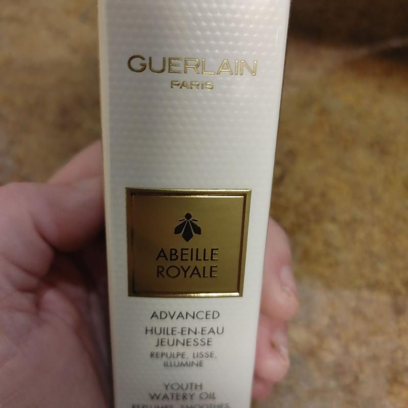 Abeille Royale ⋅ YOUTH WATERY OIL SERUM ⋅ GUERLAIN United