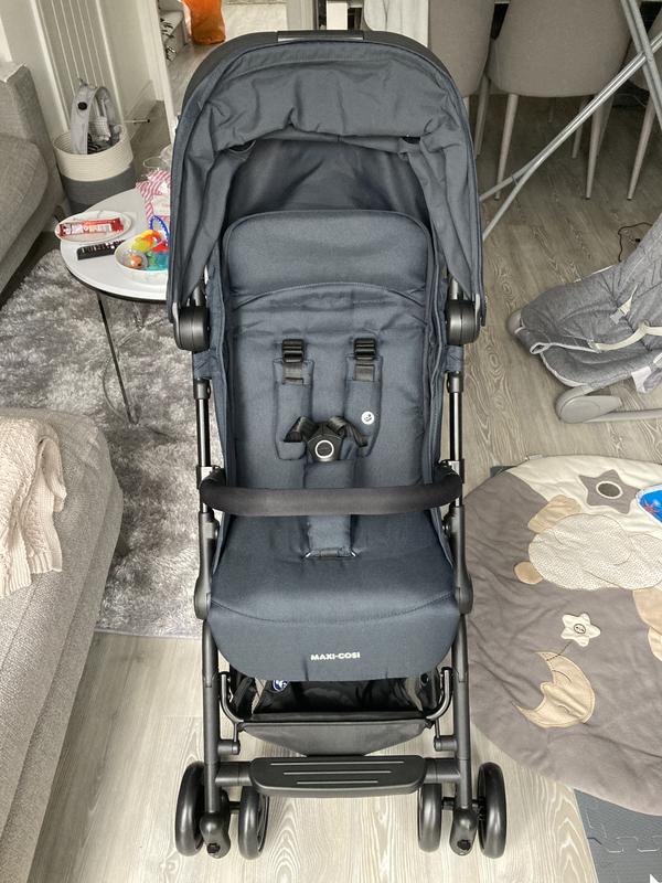 Maxi-Cosi Lara²  lightweight compact pushchair useable from birth