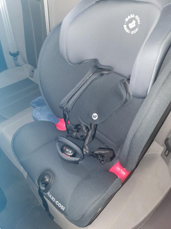 Maxi cosi titan outlet review