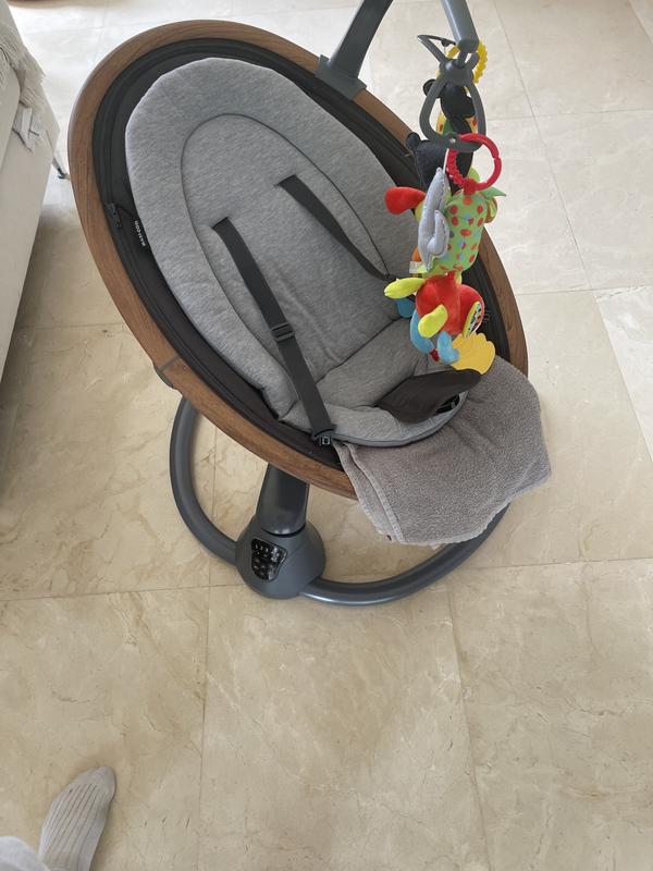 Maxi-Cosi Cassia Hamaca bebé electrica, silla mecedora giratoria de 360°,  balancin oscilante reclinable, 15 melodías relajantes, para bebés de 0 a 6  meses (0 a 9 kg), Essential Graphite - La Tienda de los Bebés 👶