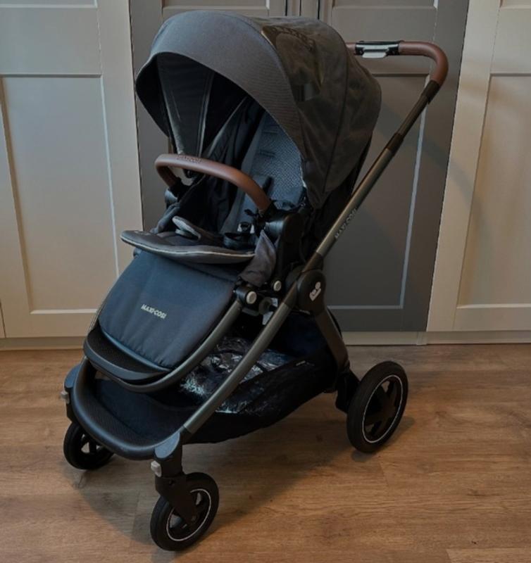 Maxi-Cosi Adorra², Poussette Bébé, Poussette Confort, De la Naissance à 4  Ans, 0 - 22 kg, Essential Black