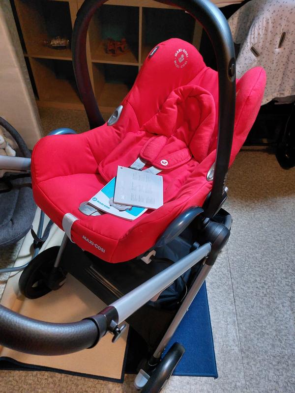 Maxi cosi pebble plus clearance robin red