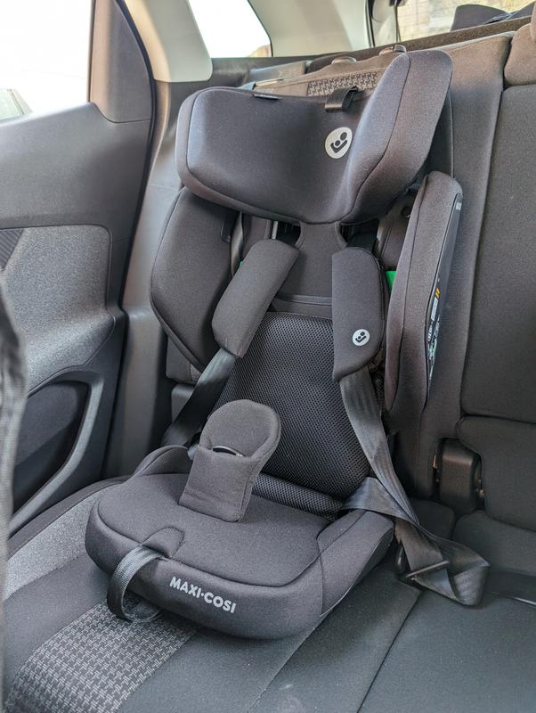 Maxi Cosi Nomad Plus Foldable toddler car seat perfect for travelling