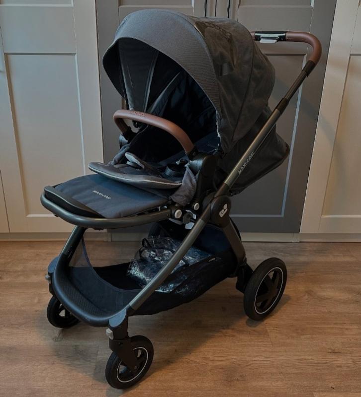 Maxi-cosi Poussette Citadine Naissance Confort Adorra2, 4 Roues, Essential  Graphite à Prix Carrefour