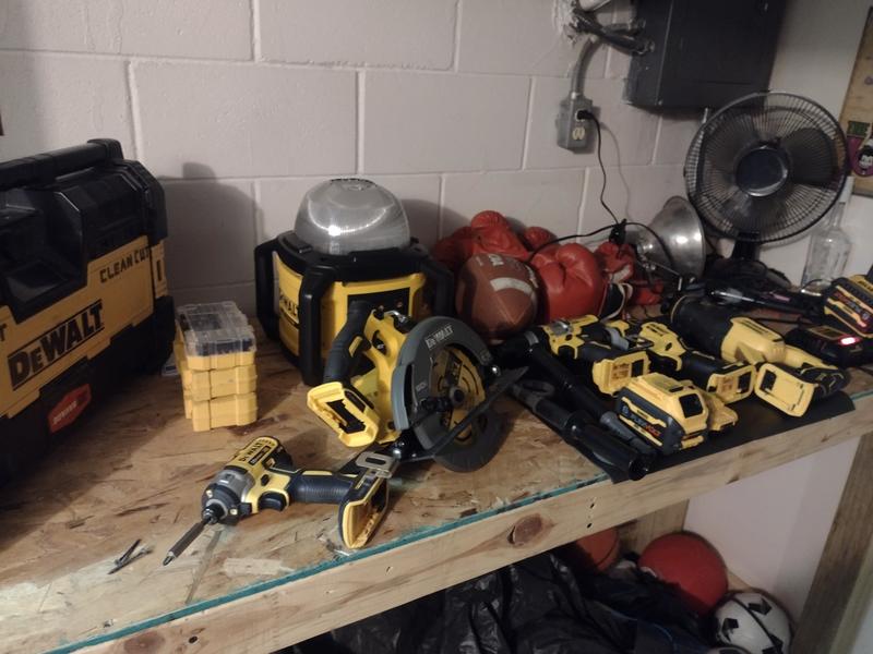 I haven't taken a pic on the job of it... Because its a light.. hard to take a pic of a lit light.