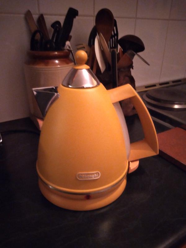 Vintage Electric Kettle Yellow 1.7L Stainless Steel Auto OFF 2200W Not  Delonghi
