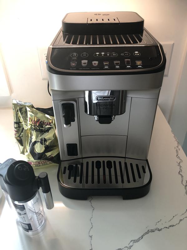 Magnifica Evo with LatteCrema System ECAM29084SB | De'Longhi US