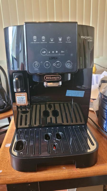 Magnifica Start Espresso Machine with Automatic Milk Frother