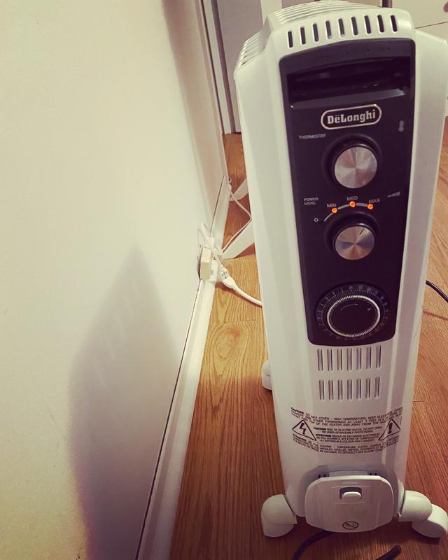 DeLonghi オイルヒーター TRD40615T 1500W ホワイト 51HM0CEfi8L._UF894,1000_QL80_.jpg