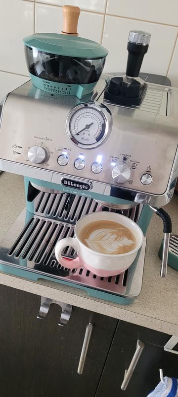 La Specialista Arte Espresso Machine EC9155MB | De'Longhi CA