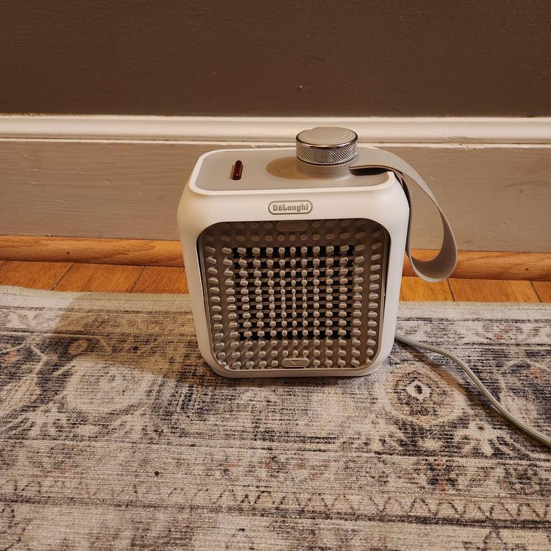 DeLonghi Capsule Solo Personal Ceramic Heater HFX12C03SB | De