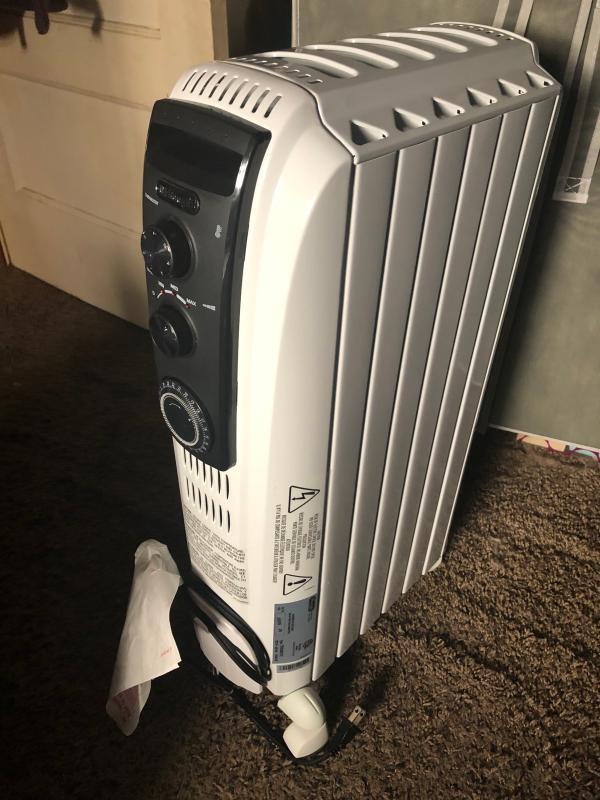 DeLonghi オイルヒーター TRD40615T 1500W ホワイト Dragon Radiant Full Room Heater with TOS TRD40615T-6A
