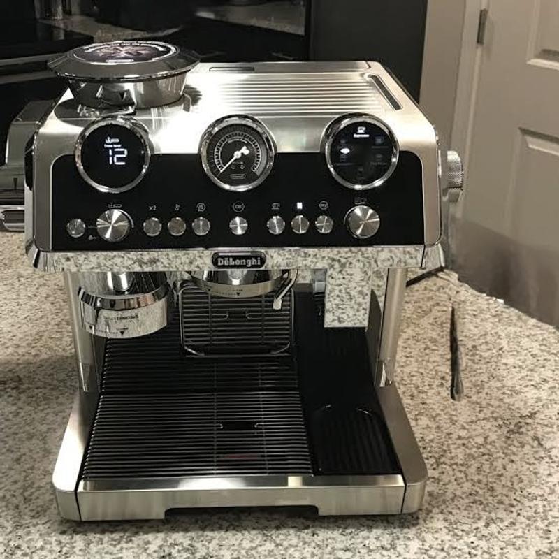 La Specialista Black EC9335BK | De'Longhi US