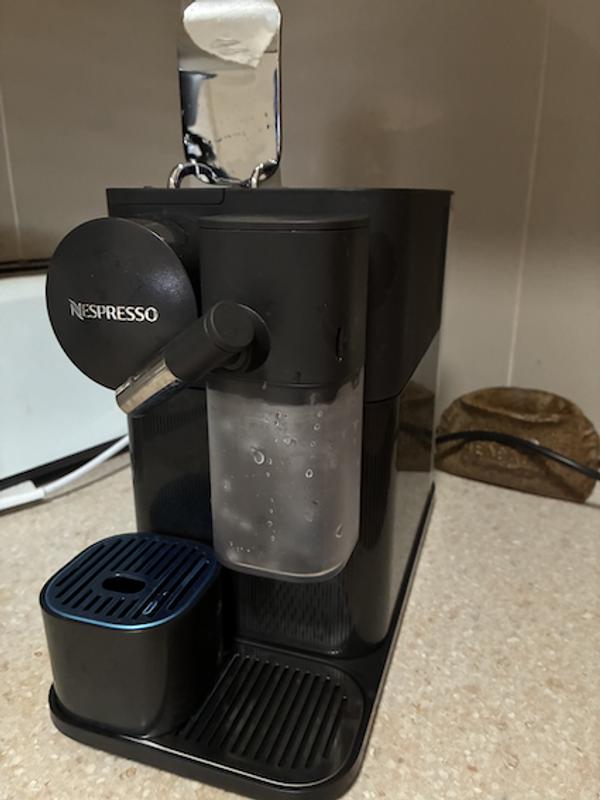 Nespresso Lattissima One, Black EN510B Lattissima One | De
