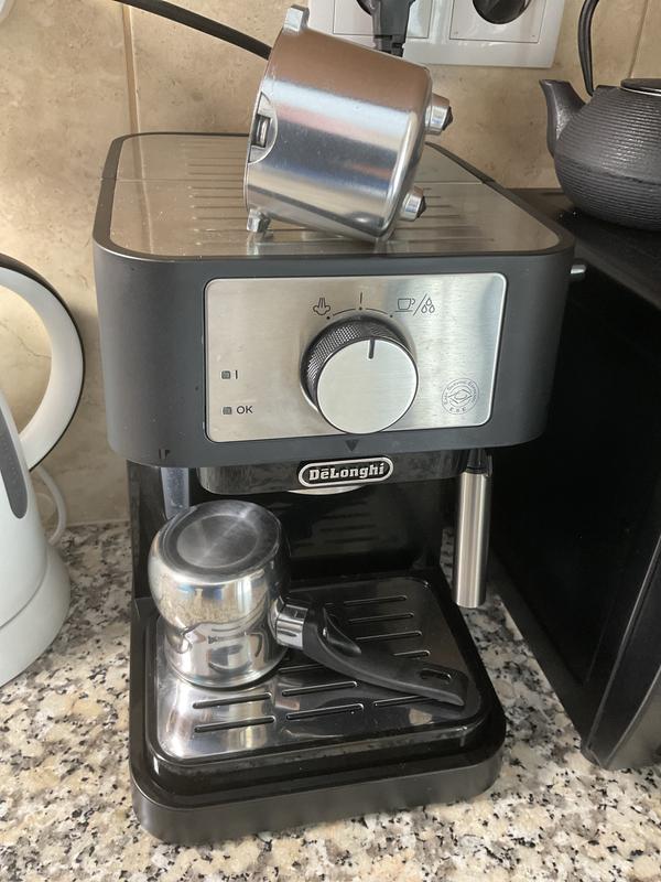 Stilosa Espresso Machine EC260BK | De'Longhi US