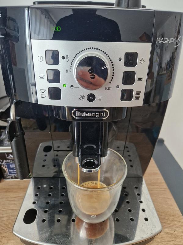 MAGNIFICA XS ECAM22110S | De'Longhi US