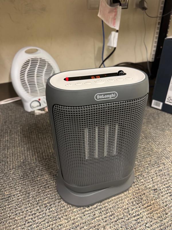 DeLonghi Compact Digital Ceramic Heater HFX41K15L | De'Longhi US