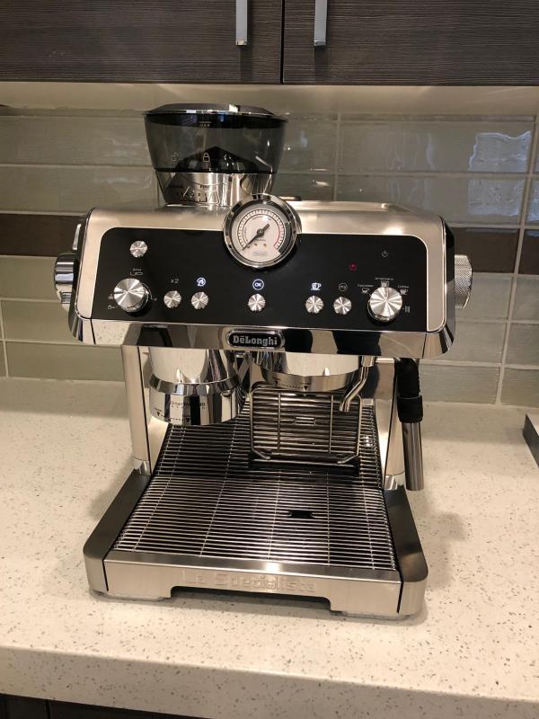 La Specialista Espresso Machine, Black EC9335BK | De'Longhi US